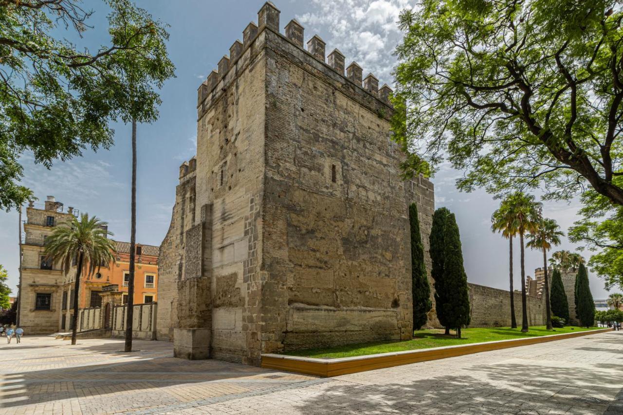 Cathedral Keepers - Exclusive Apartment In Jerez เฮเรซ เด ลาฟรอนเตรา ภายนอก รูปภาพ